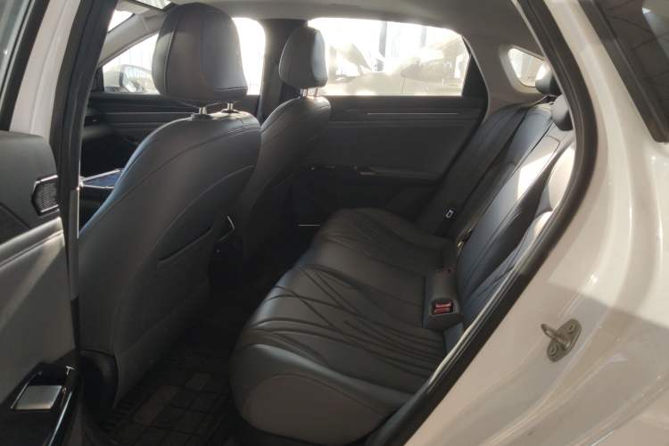 Used  L6 2025 EM-i 140km Explorer+ Edition