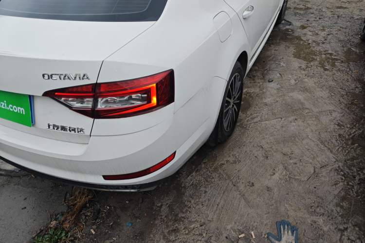 Used Skoda Octavia 2018 TSI230 DSG Luxury Edition
