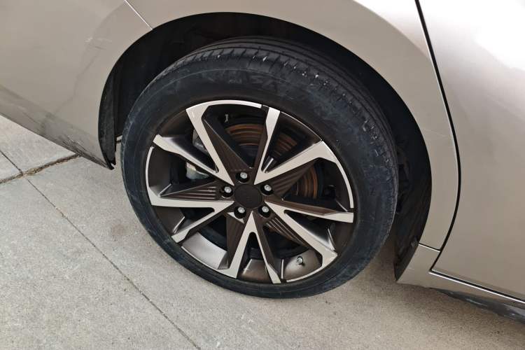 Used AION S Plus 2023 70 Intelligent Edition Lithium Iron Phosphate
