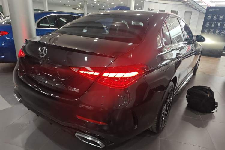 Used Mercedes-Benz C-Class 2024 Facelifted C-Class 260 L Night Edition Sports Version