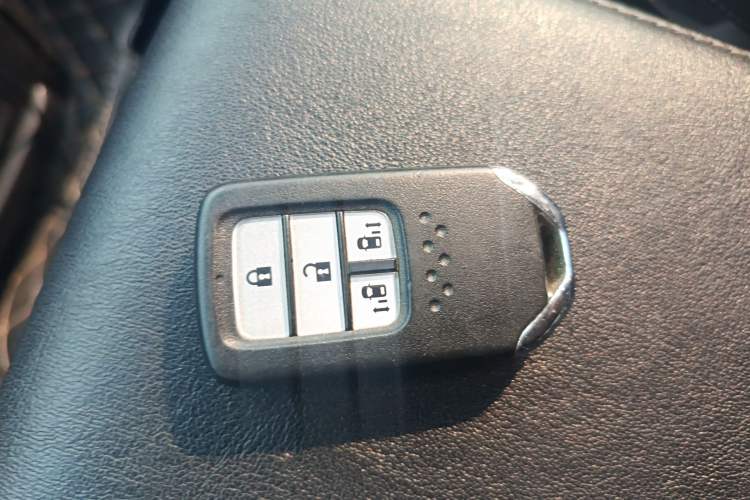 Used Honda Elysion 2016 2.4L Luxury Edition
