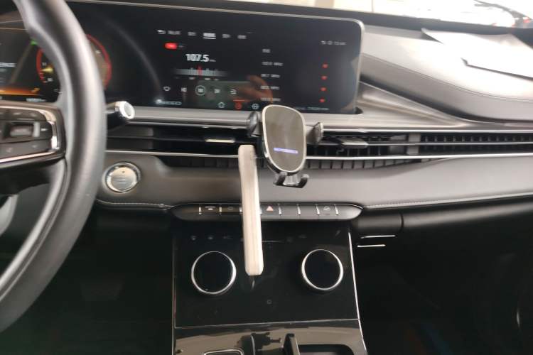 Used  Zhuifeng 2021 Versailles Edition 1.6T DCT Starry Edition
