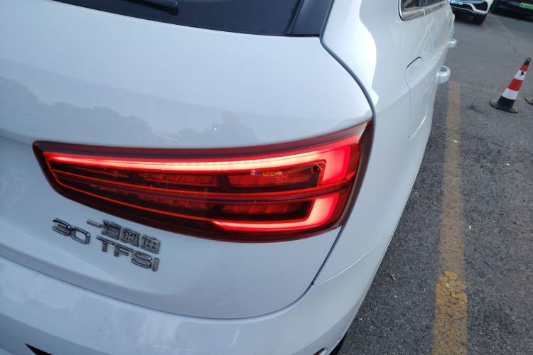 Used Audi Q3 2016 30 TFSI Fashion Model
