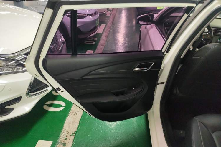 Used Roewe Ei5 2019 Luxury Edition
