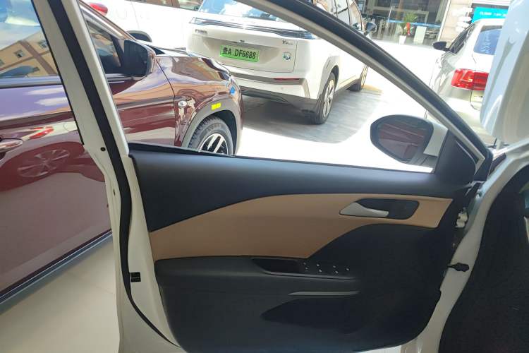 Used Chevrolet Monza 2022 320 Automatic Enjoyment Sunroof Version
