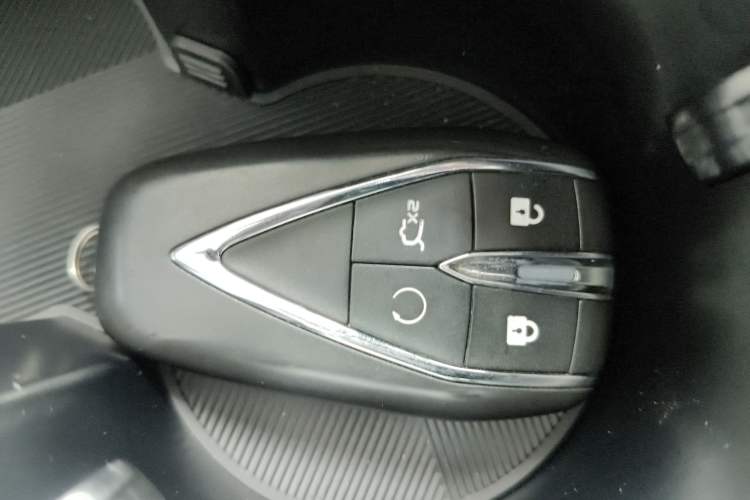 Used Changan CS75 PLUS 2024 3rd Generation Champion Edition 1.5T Intelligent Drive Dynamic Model
