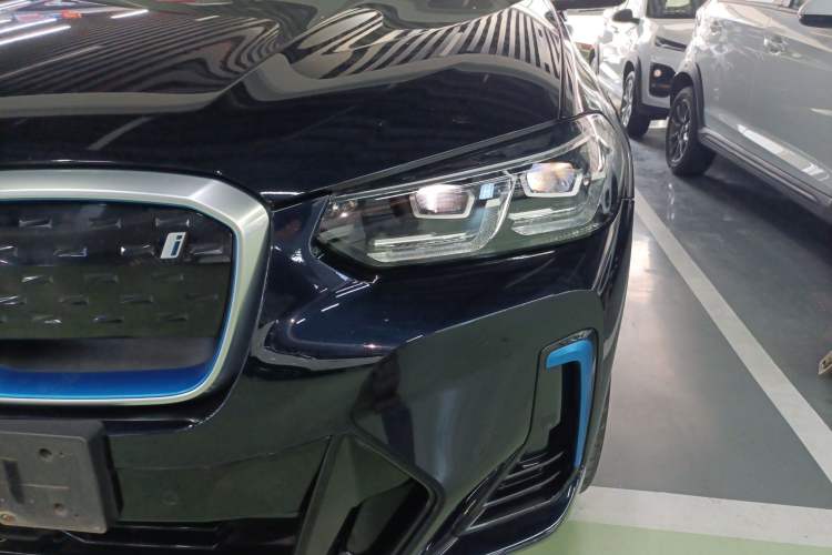 Used BMW iX3 2022 Leading Model
