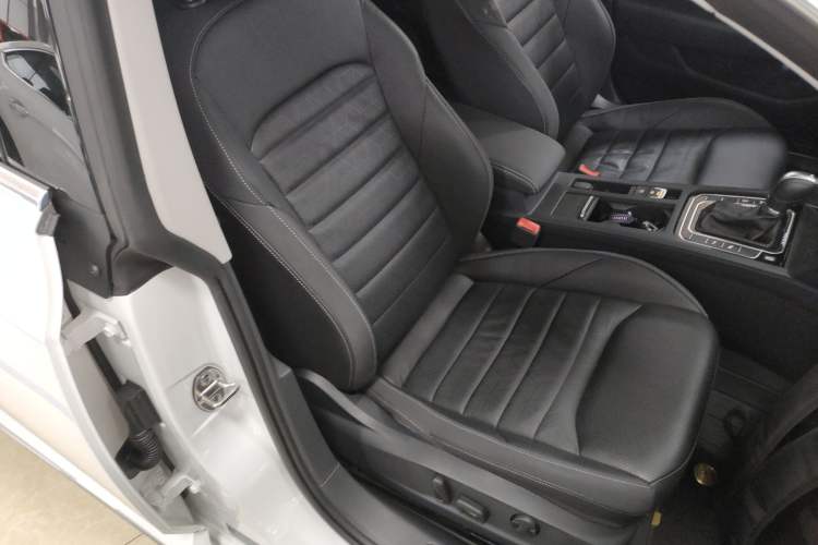 Used Volkswagen FAW-Volkswagen CC 2024 380TSI Striking Edition