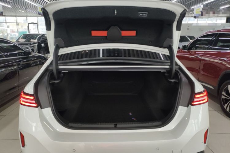 Used BMW 5 Series 2025 530Li Leading Model M Sport Package