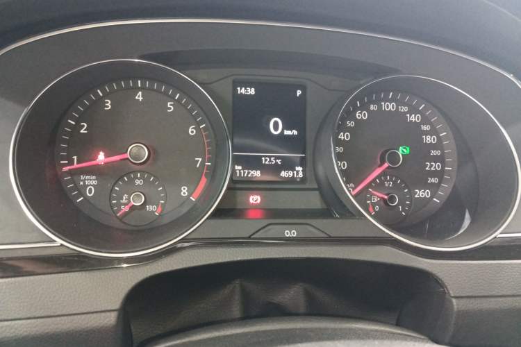 Used Volkswagen Magotan 2017 330TSI DSG Luxury Model
