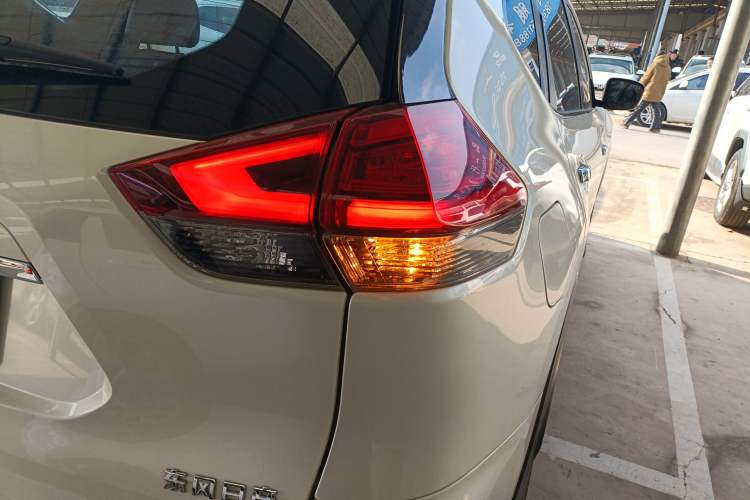 Used Nissan X-Trail 2021 2.0L CVT 2WD XL ITS Comfort Commemorative Edition
