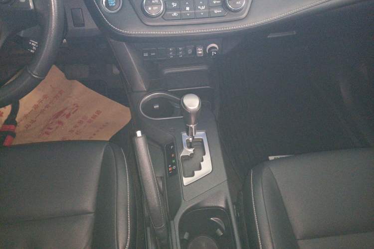 Used Toyota RAV4 2016 2.0L CVT Two-Wheel Drive Smart Edition China V Standard
