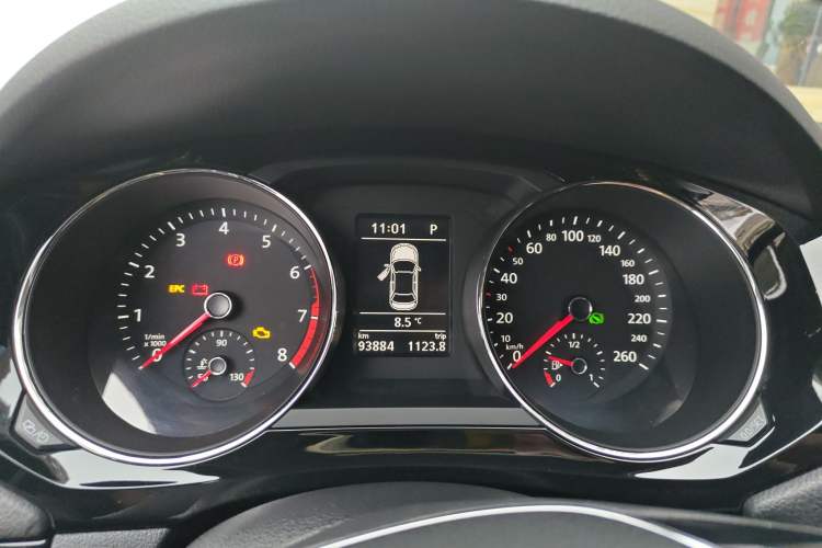 Used Volkswagen Sagitar 2018 180TSI DSG Prestige Edition
