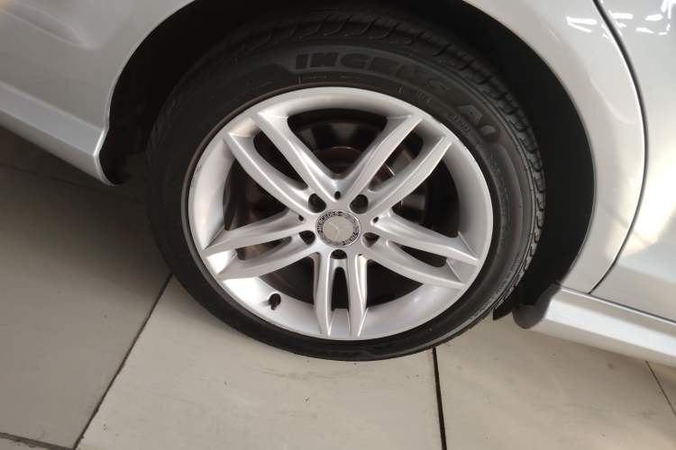 Used Mercedes-Benz C-Class 2013 C 180 Classic Grand Edition
