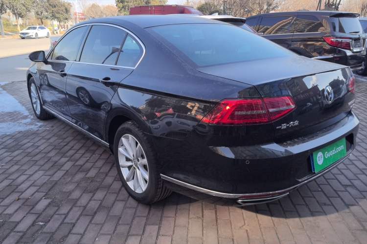 Used Volkswagen Magotan 2019 330TSI DSG Leading Model China VI Standard
