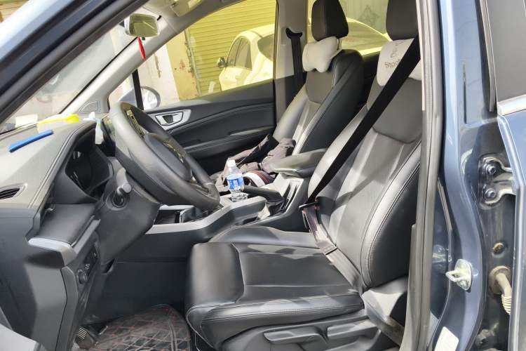 Used Wuling Jiachen 2022 1.5T Manual Comfort & Dynamic Version
