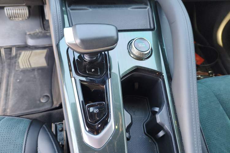 Used Geely Auto Monjaro L 2021 2.0TD DCT EVO Two-Wheel Drive Smart Luxury Version
