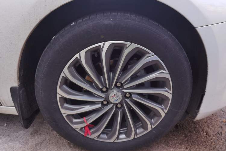 Used Buick LaCrosse 2023 28T Prestige Edition
