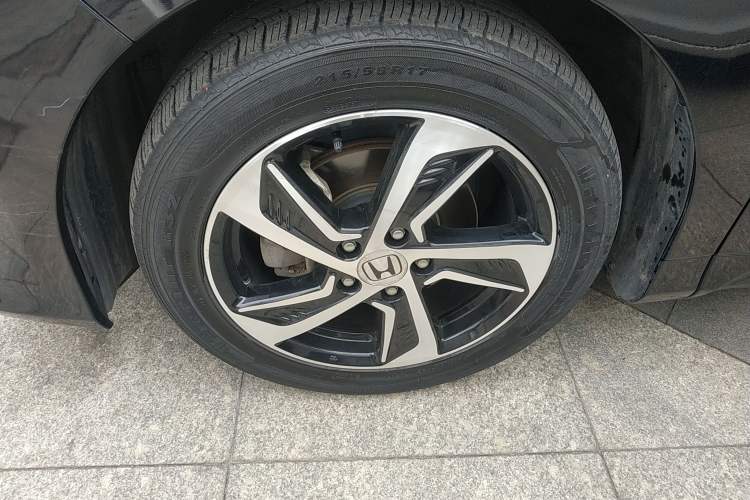 Used Honda Odyssey 2015 Updated Version 2.4L Smart Edition