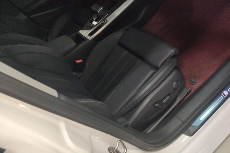 Used Audi A4L 2022 40 TFSI Fashion Dynamic Model
