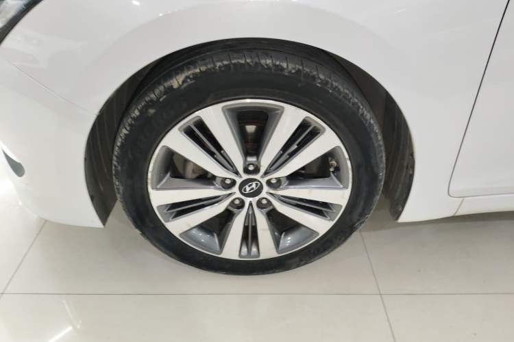 Used Hyundai Mistra 2014 1.8L Automatic Deluxe DLX Model
