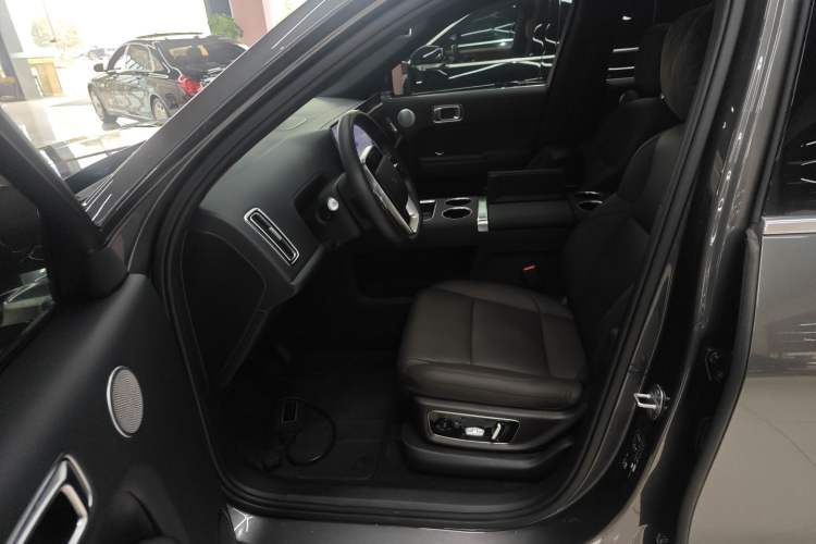 Used Li Auto L9 2022 Max model
