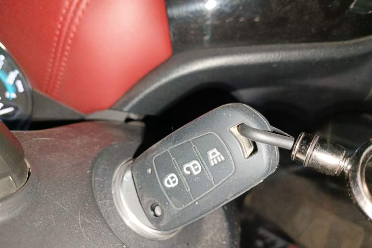 Used Haval H1 2016 Blue Label 1.5L AMT Luxury Model
