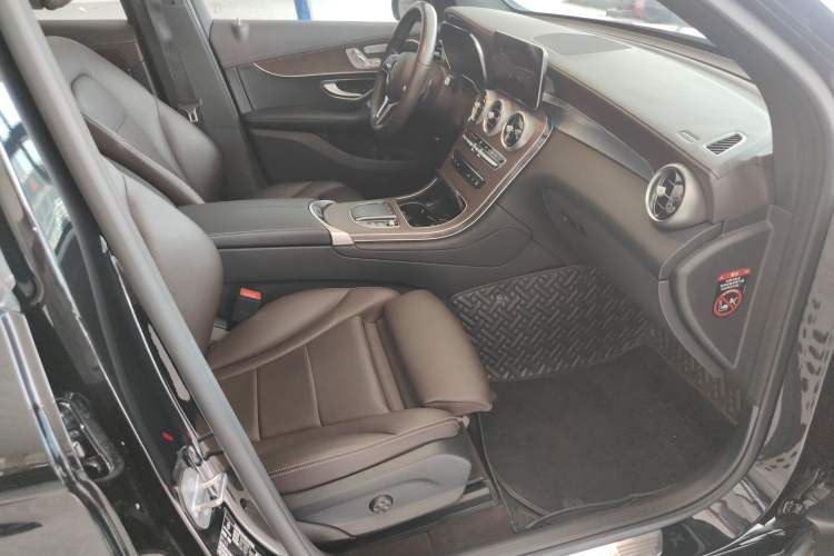 Used Mercedes-Benz GLC 2022 GLC 300 L 4MATIC Dynamic Edition Prestige Model