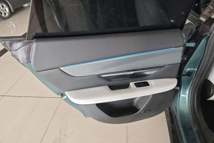 Used XPeng P7 2023 P7i 610 Max Performance Edition
