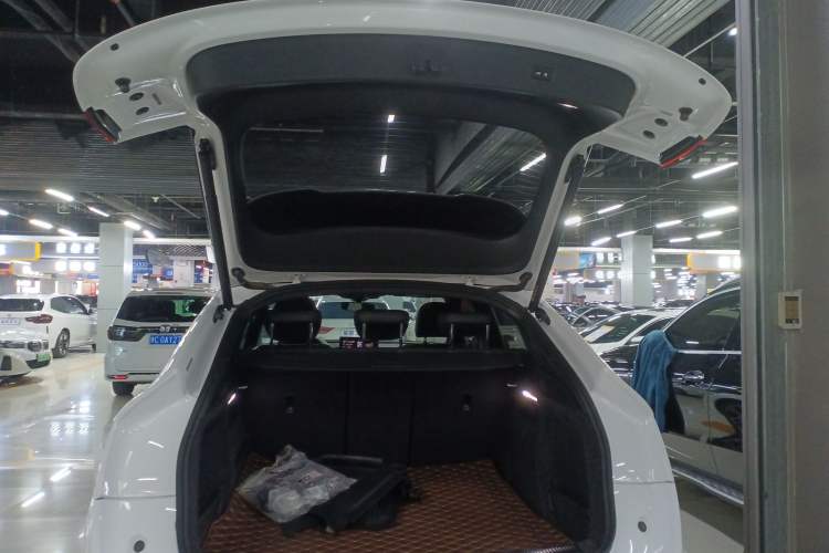 Used Audi Q5L Sportback 2021 40 TFSI Fashion Model
