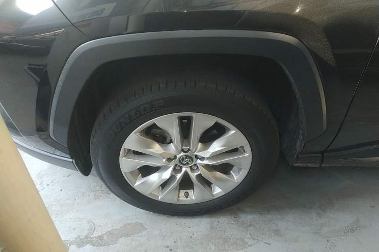 Used Toyota Wildlander 2022 2.0L CVT Two-Wheel Drive Leading Edition
