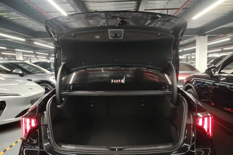 Used Lynk & Co 03 2025 1.5TD DCT Champion Edition Pro
