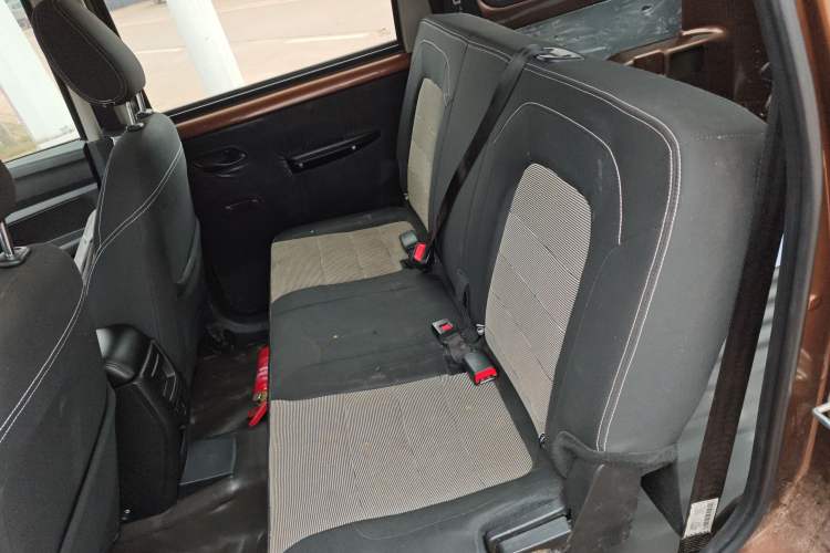 Used Wuling Hongguang 2021 1.5L S Base Version LAR