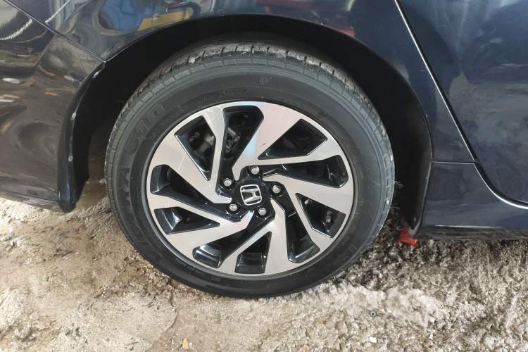 Used Honda Civic 2016 220TURBO CVT Luxury Edition
