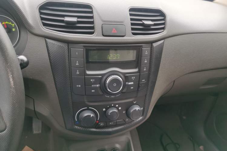 Used Wuling Hongguang 2018 1.5L Classic S Base Model
