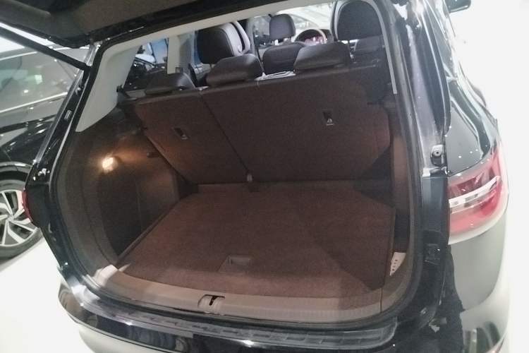 Used Volkswagen Viloran 2024 380TSI Premium Edition