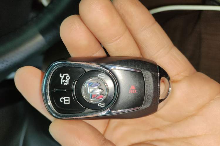 Used Buick Regal 2020 552T Luxury Version
