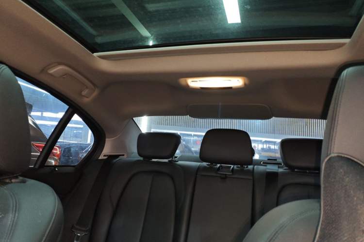 Used BMW 1 Series 2017 120i Design Package Model