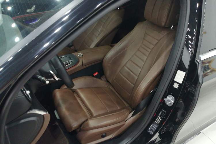 Used Mercedes-Benz E-Class 2019 E 260 L Sport Edition
