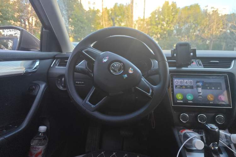 Used Skoda Octavia 2017 1.6L Automatic Chuanxing Edition
