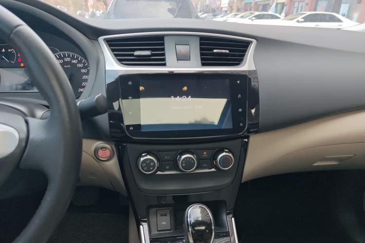 Used Nissan Sylphy 2019 1.6XV CVT Smart Connect Luxury Edition China VI Standard
