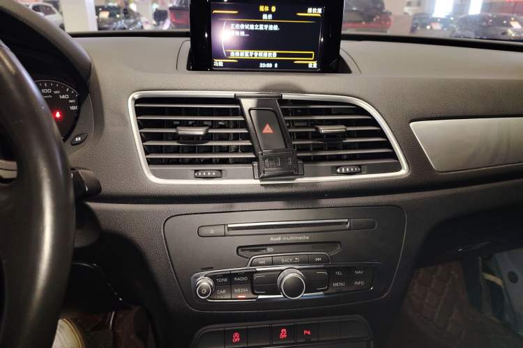 Used Audi Q3 2018 30th Anniversary Edition 30 TFSI Fashion Model
