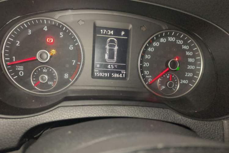 Used Volkswagen Sharan 2016 280TSI Enjoyment Model 7-Seater