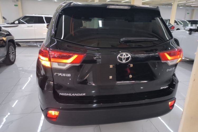 Used Toyota Highlander 2018 2.0T Two-Wheel Drive Luxury Edition 7 Seats China VI Standard