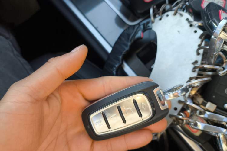 TDK.VehicleDetails.img