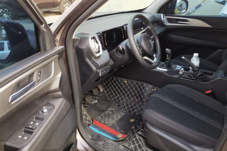 Used Great Wall King Kong Poer 2022 2.0T Manual Diesel Two-Wheel Drive Entrepreneurial Version Long Box Flat Bed – GW4D20M