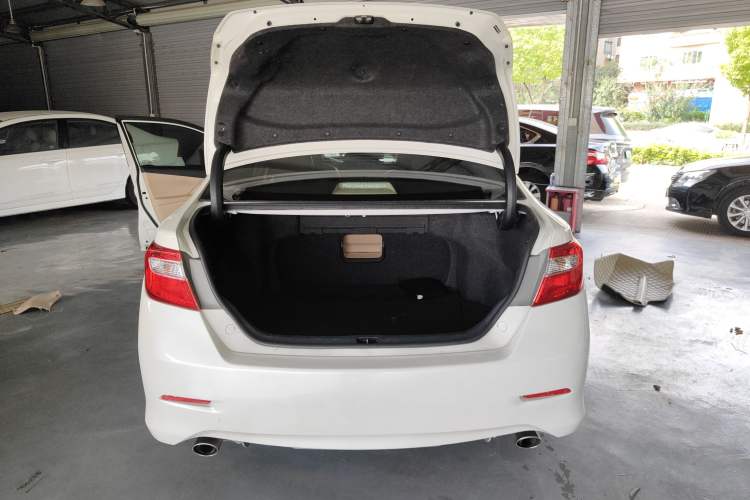 Used Toyota Camry 2012 2.5G Luxury Edition
