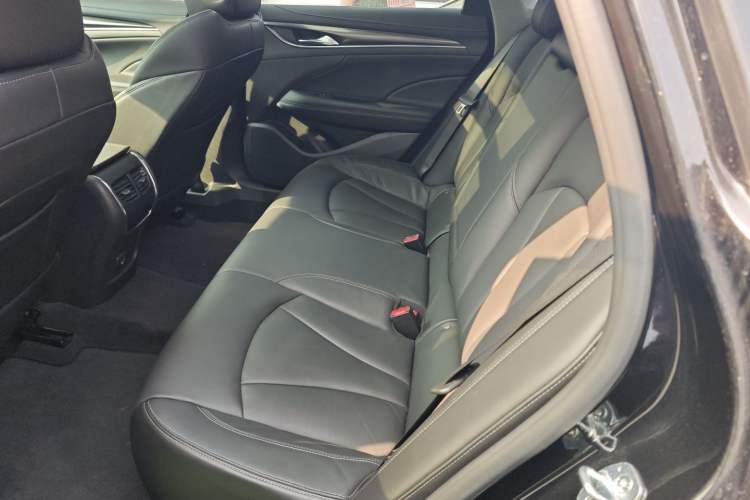 Used Buick LaCrosse 2022 552T Luxury Version
