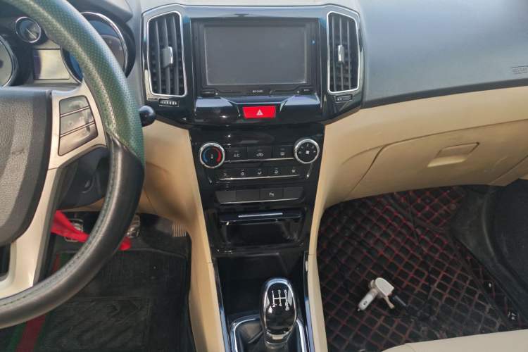 Used Chery E3 2013 1.5L Manual ZhiShang Model