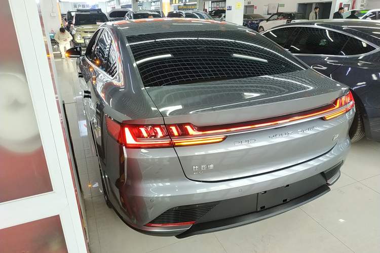 Used BYD Han 2020 EV Long-Range Luxury Model
